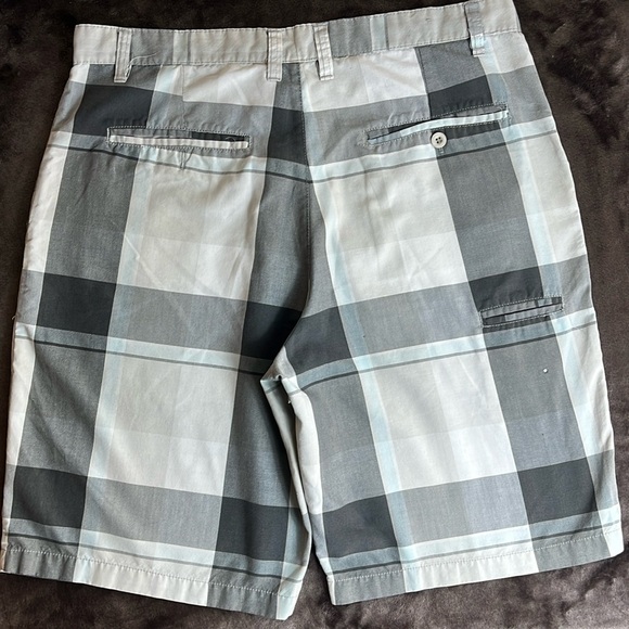 BurnSide Plaid Aknowledge Drawstring Bottom Vintage Shorts - Picture 3 of 14